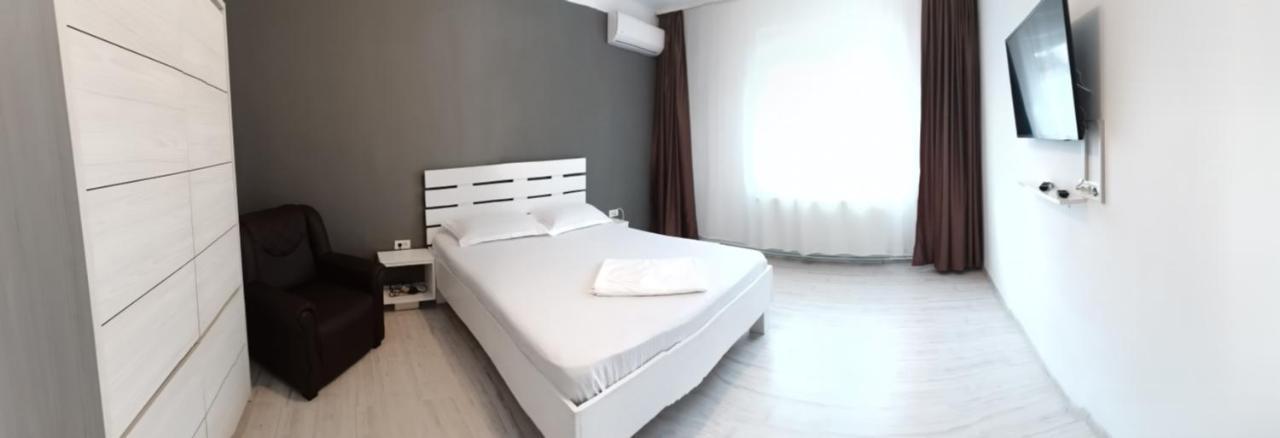 Carla'S Place Ap 2 Oradea Extérieur photo